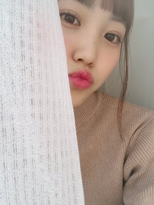 カーテンからひょっこり〜 - 画像3