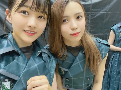 LIVEのリハーサルが始まって、ある日のリハが終わった夜中に新しい靴を買ったんですよ〜そうしたら、次の日ゆいぽんがそれを履いててね、まだ誰にも話してないけど、色も形も全くお揃いだからマネしたみたいで履きにくいよね〜🙃🙃🙃笑 - 画像7