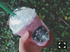 Strawberry♡のサムネイル