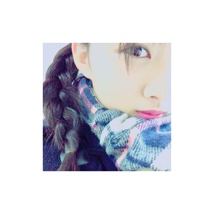大きなりんごが目の前にあるので今すぐかぶりつきたいのですが夜なので朝まで我慢しようと思います - 画像2