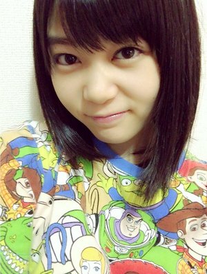 初めまして19歳。たーーくさんかきたいことがあるのですが何時間送信画面と戦ってもまとまらないのでしばしお時間を。本当に19歳なのかな。がんばって中学三年生の気がする。髪の毛ちょっぴり短くなったの気付いたヒトーー〜239〜のサムネイル