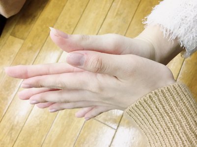 手比べ。のサムネイル