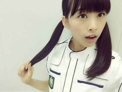 自分のハンバーガーもポテトもぜーんぶ食べた後、ゆいぽんとずーみんのハンバーガーも少しずつ食べました(´‐`) - 画像2