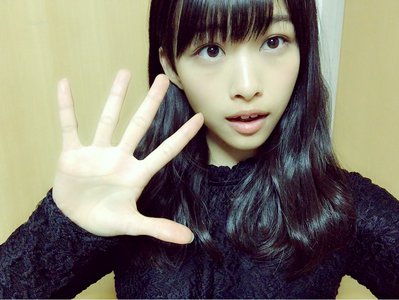もうすぐバレンタイデーがあるからいろんなお店に美味しそうなチョコレートがたくさん置いてあって見てるだけで楽しい（＊´˘｀＊）♡ - 画像3
