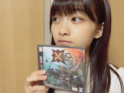3DSを充電するとき充電器の根元の部分を曲げてないと充電されないから、すごーく不便((( °_° ))) - 画像3