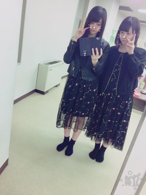 虹花からメールです\❤︎/双子コーデになりました☆彡 - 画像1