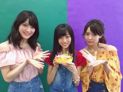 隣に座ってるひとのイヤホンの音量大きくて音楽が聞こえてくる。笑 ( ˶˙º˙˶ ) - 画像1