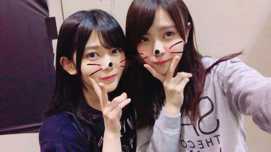 冬は夏服が可愛く見えるし夏は冬服が可愛く見える現象☆彡のサムネイル