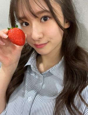 青空　　菅原咲月のサムネイル
