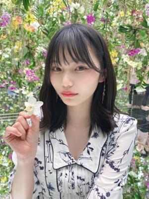 深緑 岡本姫奈のサムネイル