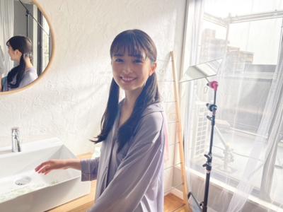 霜月　小川彩のサムネイル