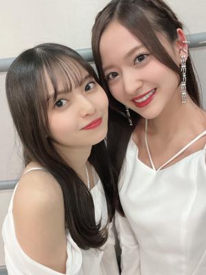 約3年振りの2ショット！ありがとうございます！ 私の顔が赤いのは照れているだけなので気にしないでください😊笑　金川紗耶のサムネイル