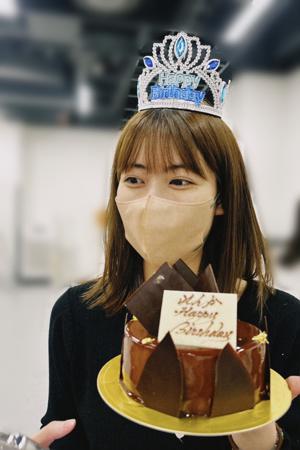 誕生日迎えたらしいよのサムネイル