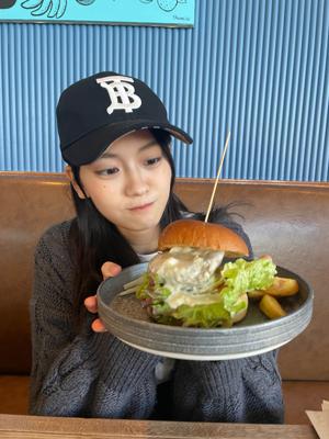 お腹が空いてもごろごろのサムネイル