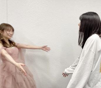 紫色の会場    五百城茉央#きっきのにっきのサムネイル