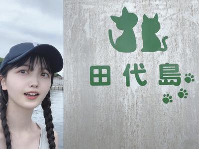 反射する自分のサムネイル