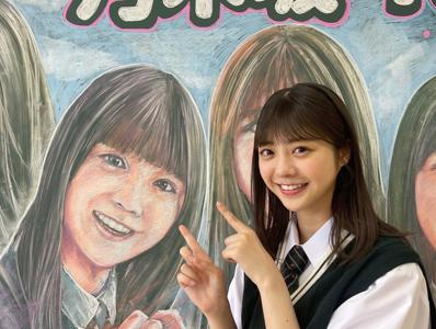高校生 #なおもち 冨里奈央のサムネイル