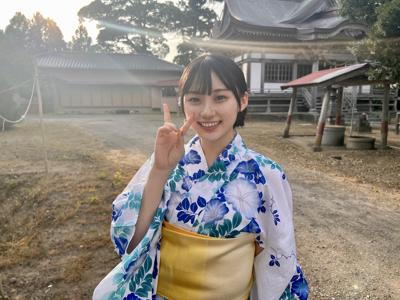 BOMB、9月号！！見てね〜！！🩵🤍　川﨑桜のサムネイル