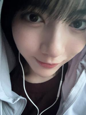 秋はまだ遠いのサムネイル