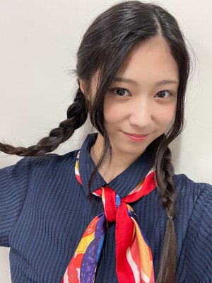 「外苑の　木々にしみ入る　蝉の声」　川端晃菜のサムネイル
