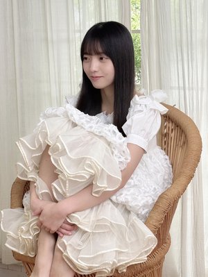 透く笑顔のサムネイル