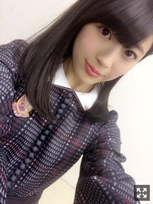 ルイボスティーを飲みながら  岩本蓮加のサムネイル