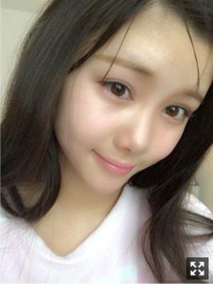私はあなたの手を握る。 伊藤理々杏のサムネイル