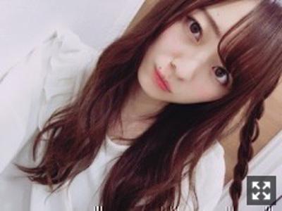 一歩さがってみる。梅澤美波のサムネイル