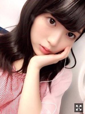 こんな2人です。岩本蓮加のサムネイル
