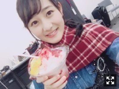 パプリカの中でマシュマロが膨れ上がっ。向井葉月のサムネイル