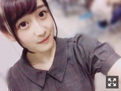 背後の人に変身するか、やっぱゴーヤマシンガン。向井葉月のサムネイル