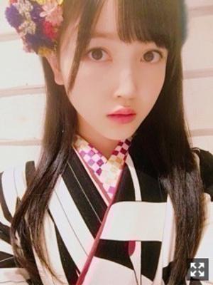 温かな日向の元、私は...  史緒里のサムネイル