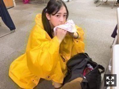 口だけめっちゃシマウマ似のネコ。のサムネイル