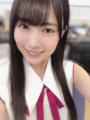 ラムネって食べ出すと止まらないですね ( ¨̮ ) 賀喜遥香のサムネイル
