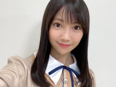 初めて制服を着た日 ☺︎ 黒見明香のサムネイル