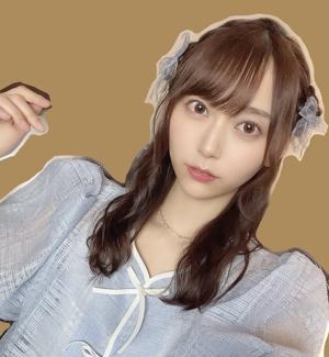 やみつきちゃん☺︎弓木奈於のサムネイル