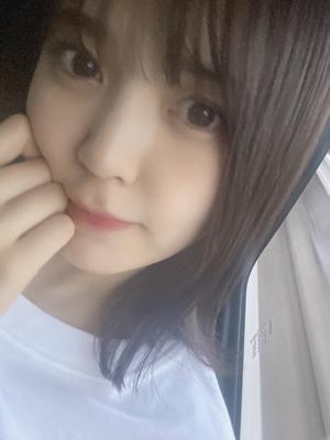 エメラルドグリーンのサムネイル