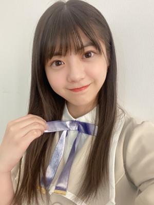 新制服✨ 冨里奈央