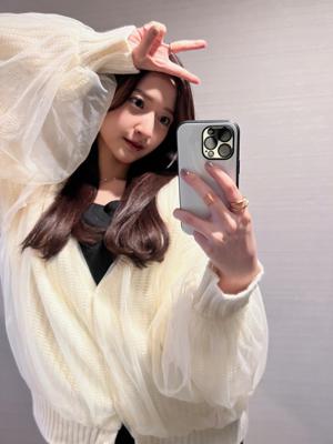 あれ？ 3日前に金曜日でブログ出した記憶だが、 今日も金曜日か！　金川紗耶 - 画像4