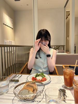 毎日違う私に 気づいてるかな #hinadaniblog #生誕グッズ 岡本姫奈 - 画像5