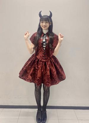 感情が忙しいハロウィンの思い出👻 🤍　　川﨑桜 - 画像2