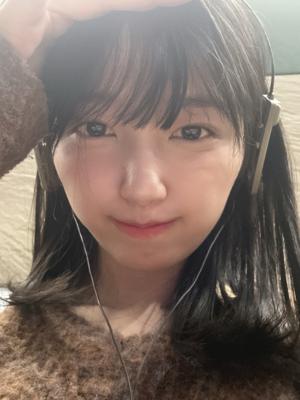 紅葉の絨毯踏みたい欲  五百城茉央#きっきのにっき - 画像4