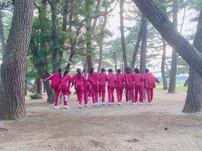 1人だと2人席、2人だと4人席、でも3人は4人席。 - 画像4