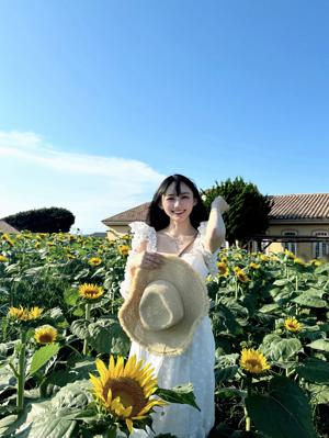 ひまわり畑としゃんとの日常🌻　　　川﨑桜