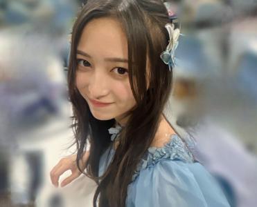 淡い日差し、オープンカフェでポニーテールの… - 画像5