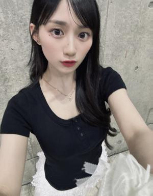 リアルミーグリの日の私服紹介🫶🏻💭　　川﨑桜 - 画像4