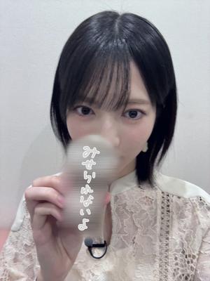 メッセージアプリのトーク画面で雪が降る演出、年始ぐらいまでやってくれても嬉しいなって思います。 - 画像4