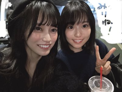 本屋さんに入ってみればその陳列棚の美しさに恍惚とし、家にこうやって本を置きたいと思いつつもどんどん増えていく電子書籍の積ん読、というかもう読んだから電子の海に漂うスペースデブリ。また読むからいいか。そう、本当に必要なのは本じゃなくて本棚、だからお家つくまでに128mm×188mm規格の天井まで届くやつポチろう、電子書籍で深夜に漫画リアルタイム大人買いするの寝不足の原因だし辞めたいし辞めたくないしそんな世の中じゃもう人の家行って本棚見ても人となりなんてわかんなくない？だってもう本を手に入れる意味が''紙媒体 - 画像3