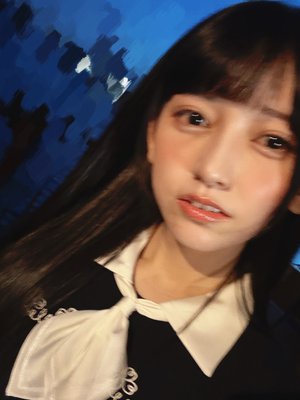 本屋さんに入ってみればその陳列棚の美しさに恍惚とし、家にこうやって本を置きたいと思いつつもどんどん増えていく電子書籍の積ん読、というかもう読んだから電子の海に漂うスペースデブリ。また読むからいいか。そう、本当に必要なのは本じゃなくて本棚、だからお家つくまでに128mm×188mm規格の天井まで届くやつポチろう、電子書籍で深夜に漫画リアルタイム大人買いするの寝不足の原因だし辞めたいし辞めたくないしそんな世の中じゃもう人の家行って本棚見ても人となりなんてわかんなくない？だってもう本を手に入れる意味が''紙媒体 - 画像5