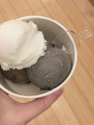 眼鏡をとって、遠くを見るのが好きだ。全体がかすんで、夢のように、覗き絵みたいに、すばらしい。 増田三莉音 - 画像3